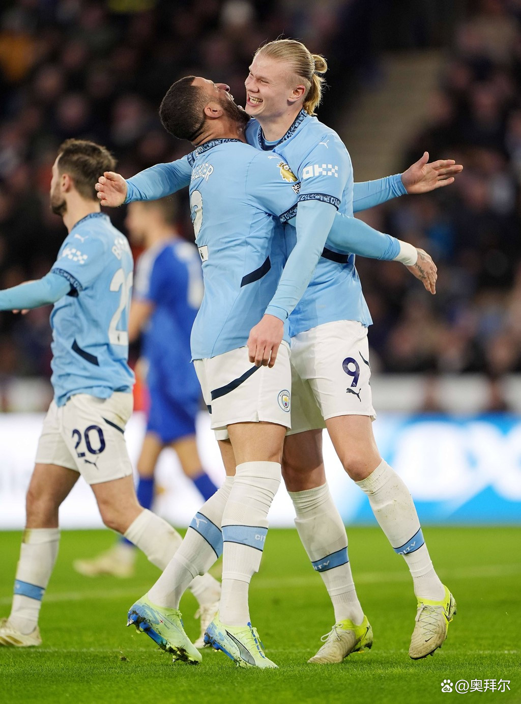 哈兰德连续十二场比赛得分超过表现优异，曼联不断突破！