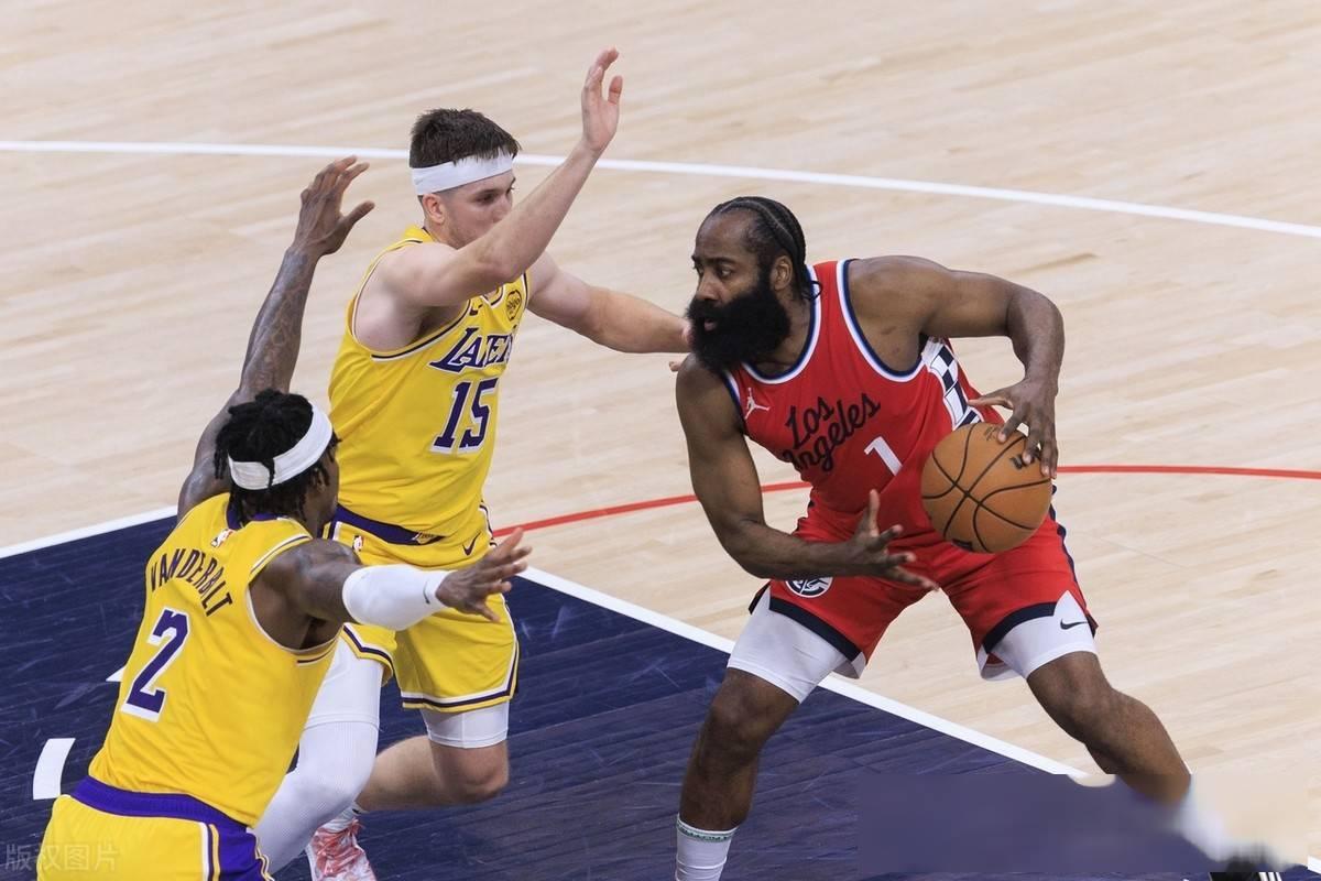 爱游戏官网网页版入口-Uzi连续五场比赛得分超过比赛规则变更，快船不断突破！-爱游戏官网网页版入口